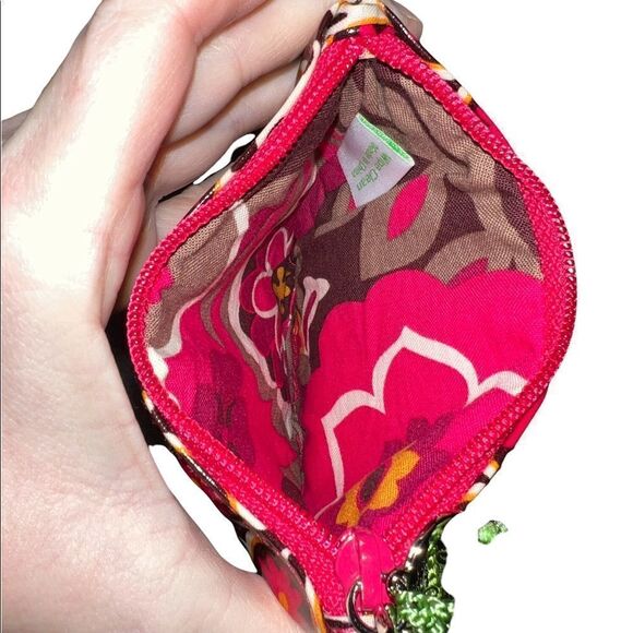 Vera Bradley Carnaby SWAK Frill Bow Tie Purse Clutch NWT - Picture 3 of 4